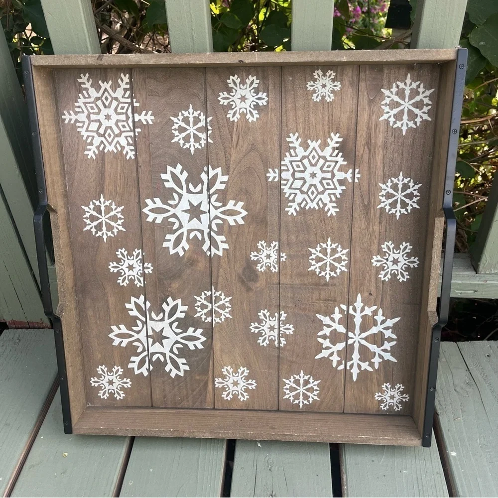 N/A large wooden